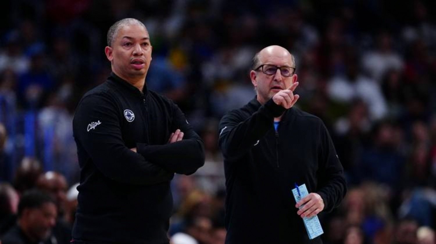 社区盾集结日再迎强敌;迈阿密热火篮板制胜;主帅态度——压力陡增;训练强度明显提升的简单介绍 社区盾集结日再迎强敌;迈阿密热火篮板制胜;主帅态度——压力陡增;训练强度明显提升的简单介绍