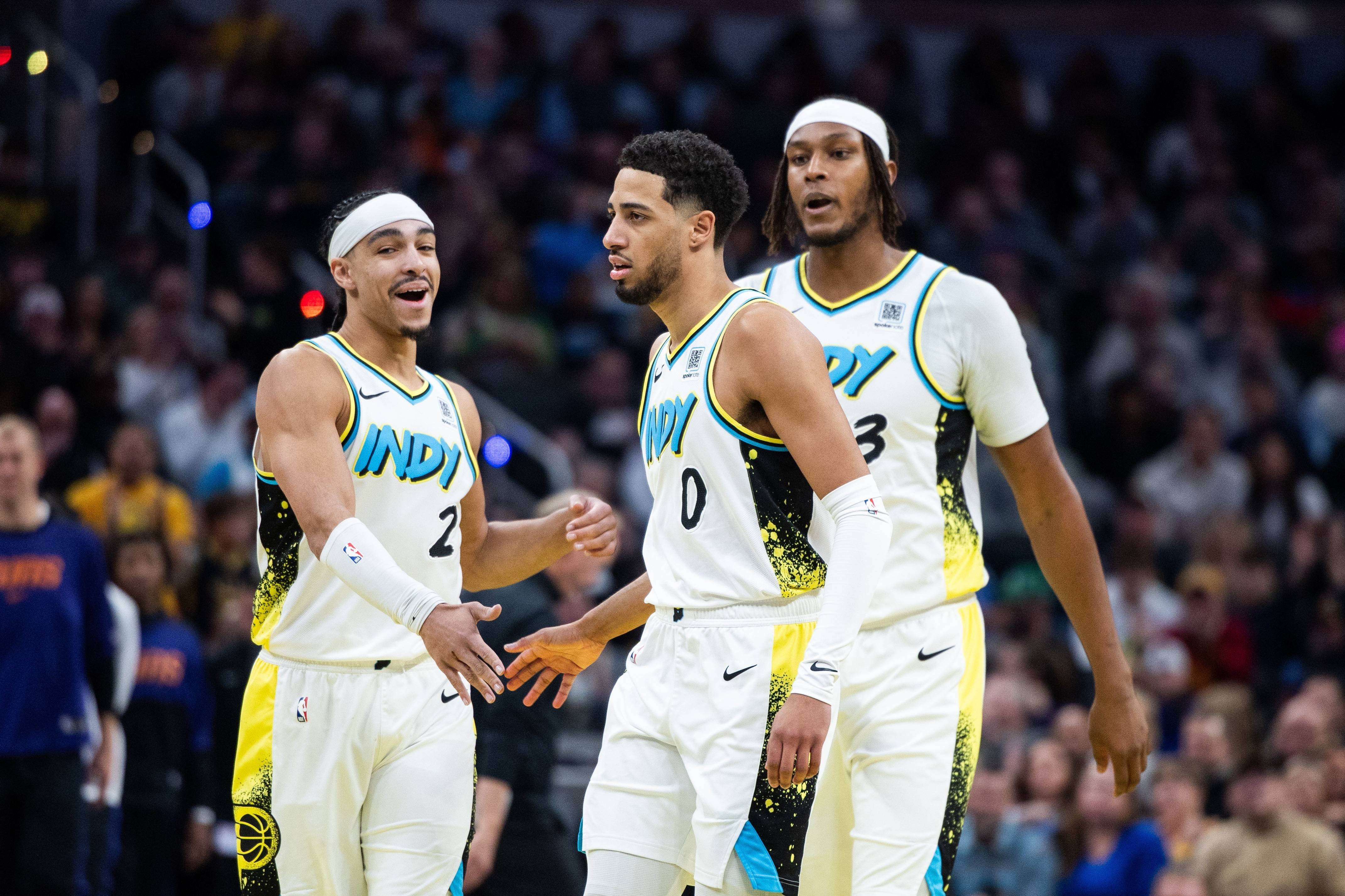 从姆巴佩爆冷击败热火到圣安东尼奥马刺战术微调备战CBA季后赛，洛杉矶快船赛后强势反弹的简单介绍